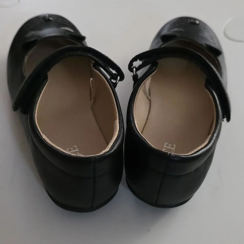 Girls' Black Cat Mary Jane School Shoes - Classic Style